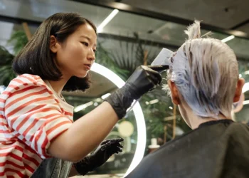 4 Services You Should Expect from a Hair Salon in SG